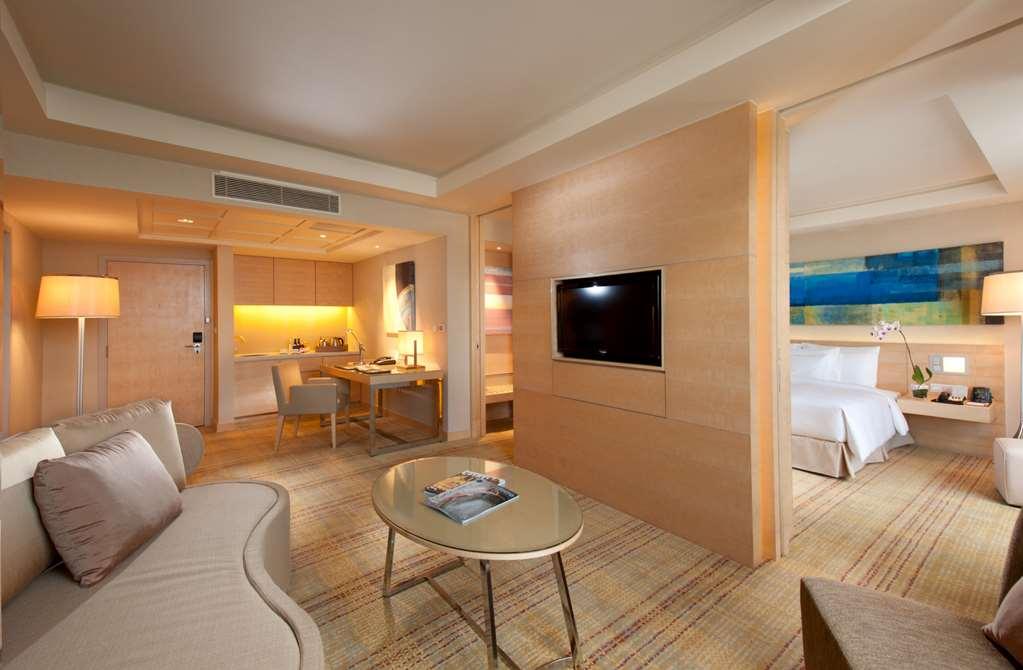 Doubletree By Hilton Kuala Lumpur Hotel Стая снимка
