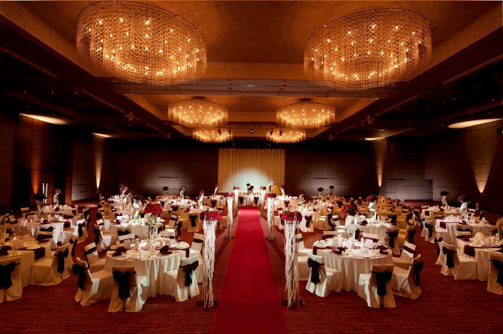Doubletree By Hilton Kuala Lumpur Hotel Съоръжения снимка The Grand Ballroom